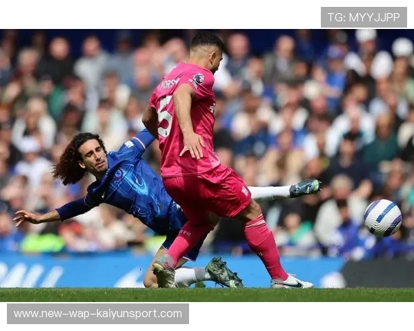 切尔西欧冠之夜:库库雷利亚独挑大梁闪耀夜空 切尔西欧冠之夜:库库雷利亚独挑大梁闪耀夜空