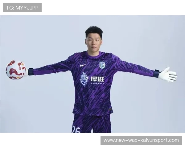 大连英博锁定金靴级前锋!明年全力冲击前六 大连英博锁定金靴级前锋!明年全力冲击前六