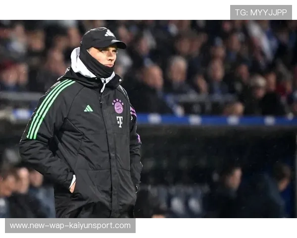 巴萨临时主帅首秀逆袭拜仁，全队举动感动球迷