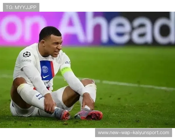 姆巴佩新造型曝光，球迷惊呼像偶像剧男主