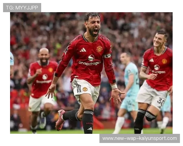 曼联反击切入极其犀利，布鲁诺低射擦柱而出