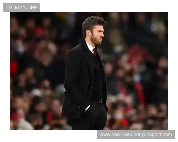 曼联稳步前进，卡里克力挺红魔迎接新赛季